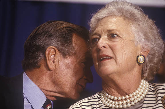 Washington, DC:
Pres. George H.W. Bush and first lady Barbara Bush.