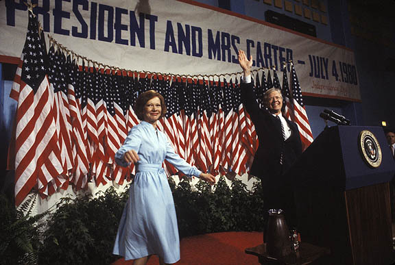 Philadelphia, Pennsylvania:
Pres.and Mrs. Carter arrive at an Independance Day Rally.